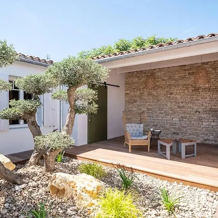 Maison Familiale Renovee Avec Piscine Quartier De La Cible Villa *